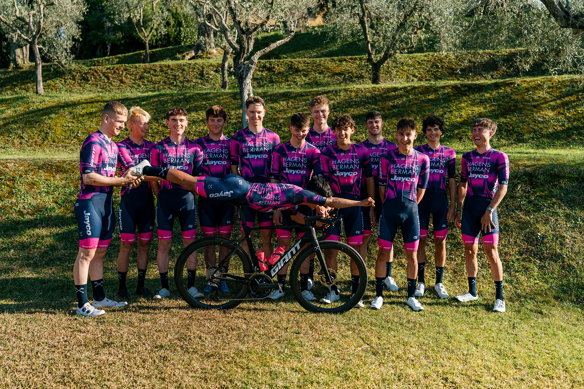 Team header2